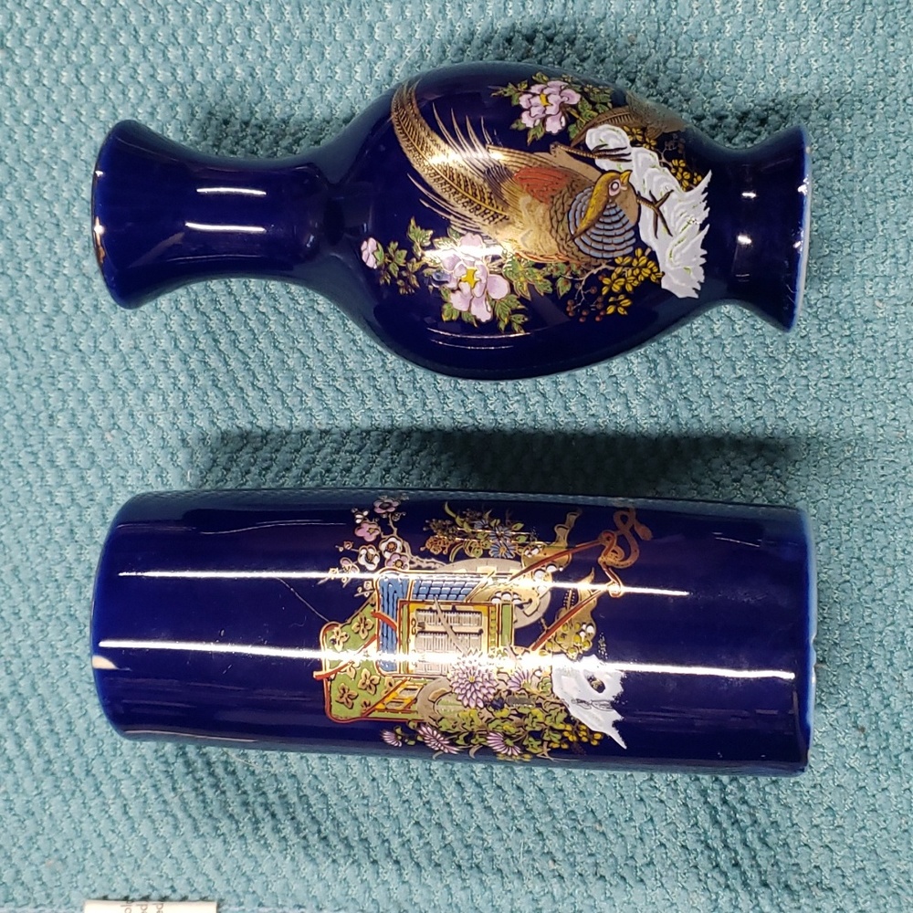 Japanese mini vases